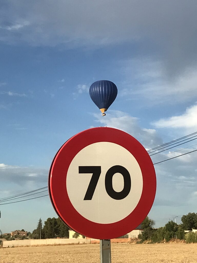 Velocidad volando en globo