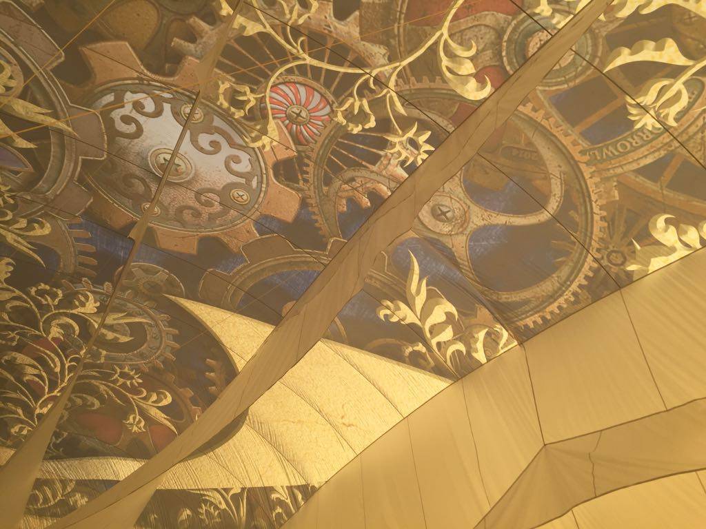 Interior del globo de Tomorrowland