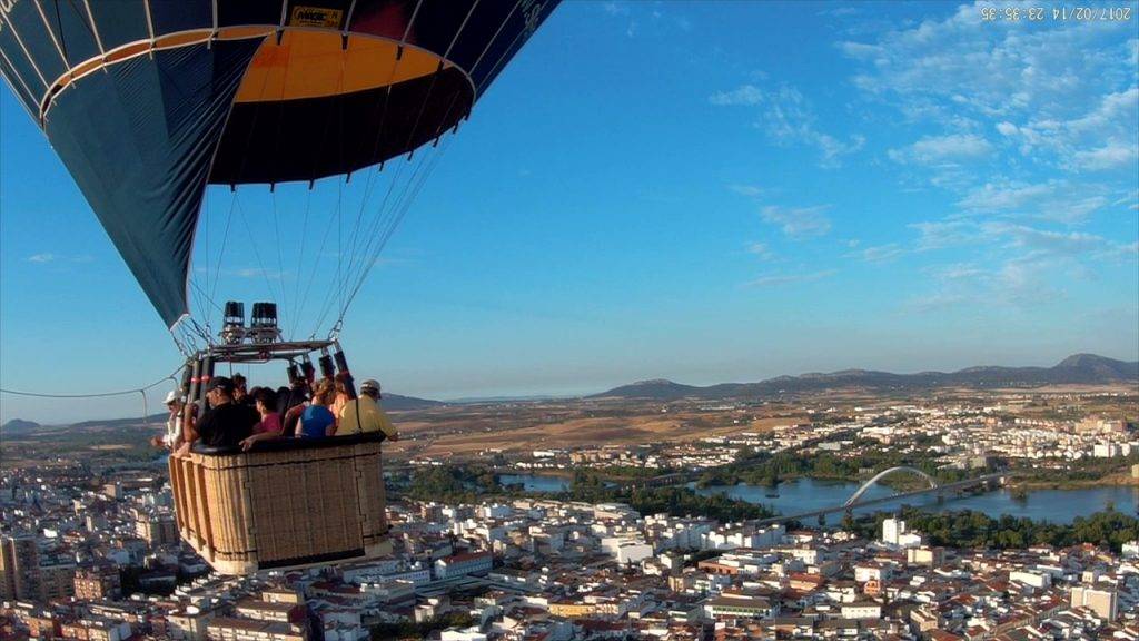 Actividades accesibles como volar en globo