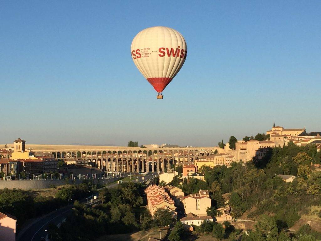 Viajar en globo en Segovia