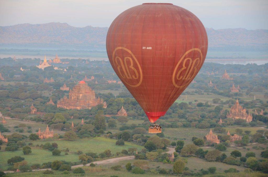 Uno de los globos de Balloons Over Bagan