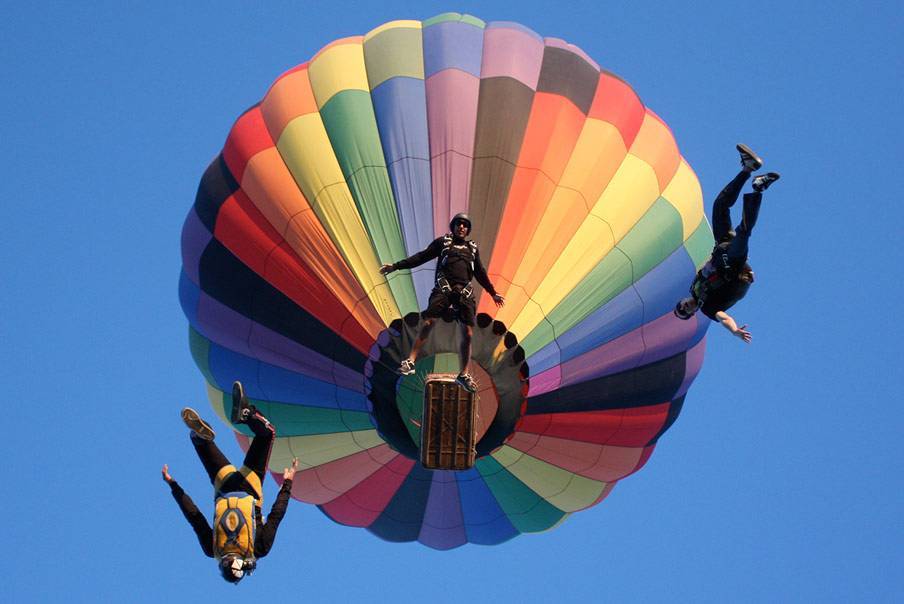 Paracaídas y globos aerostáticos