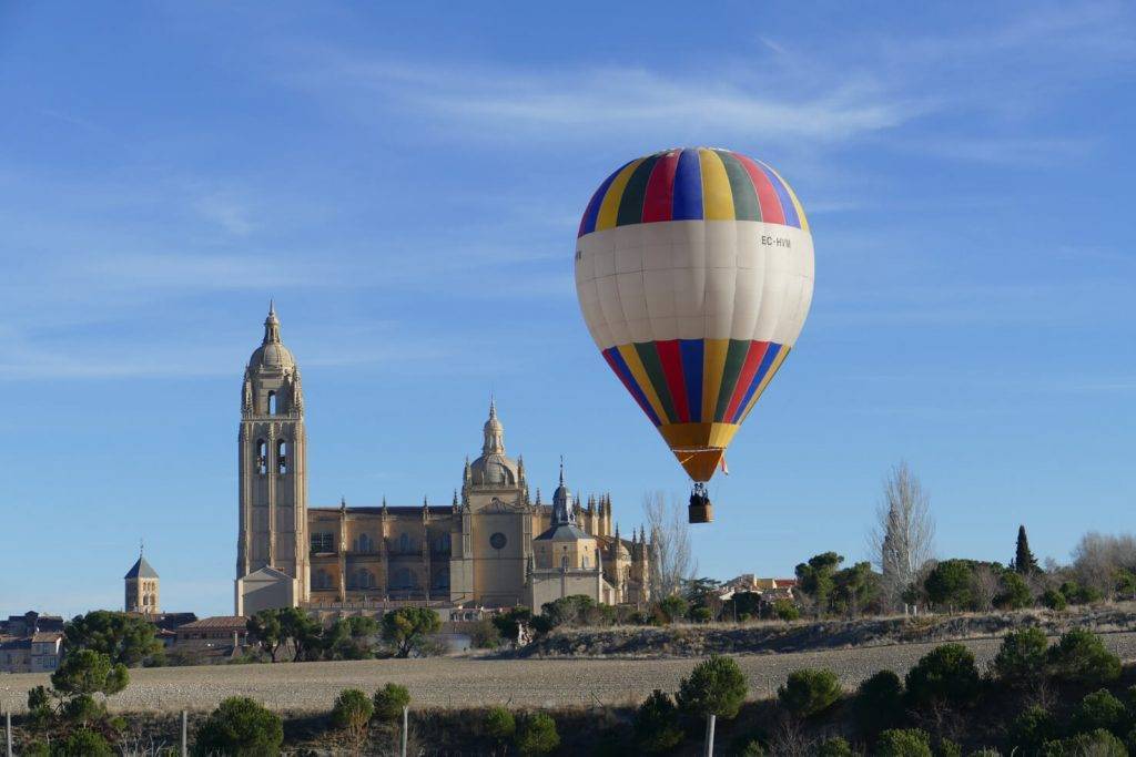 Vuelta en globo en Segovia