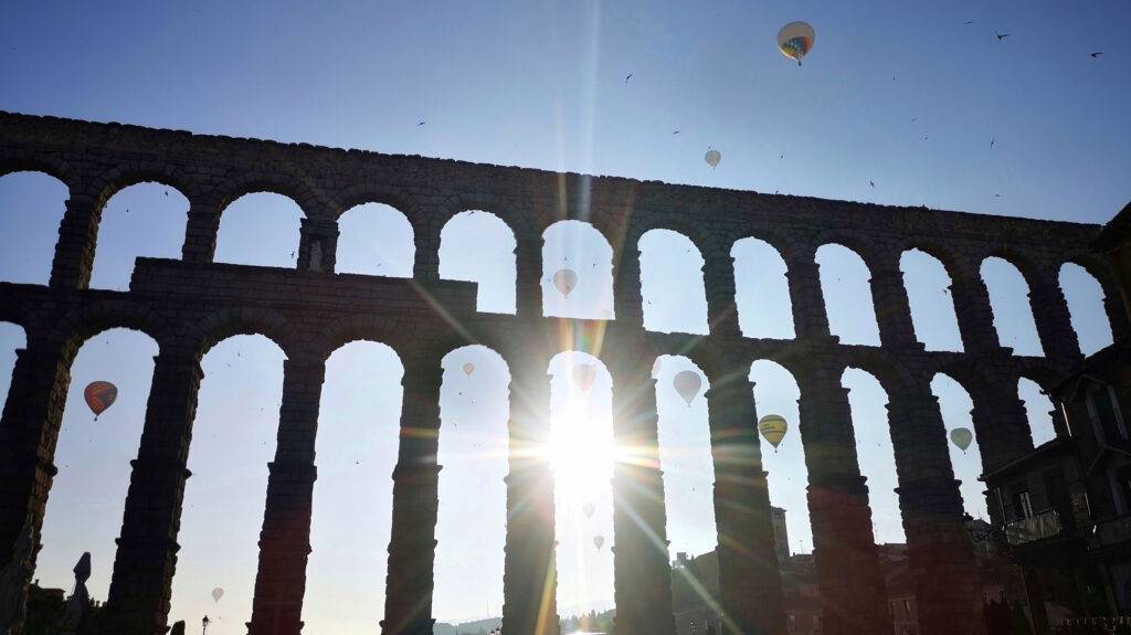 Ciudades para volar en globo. Segovia