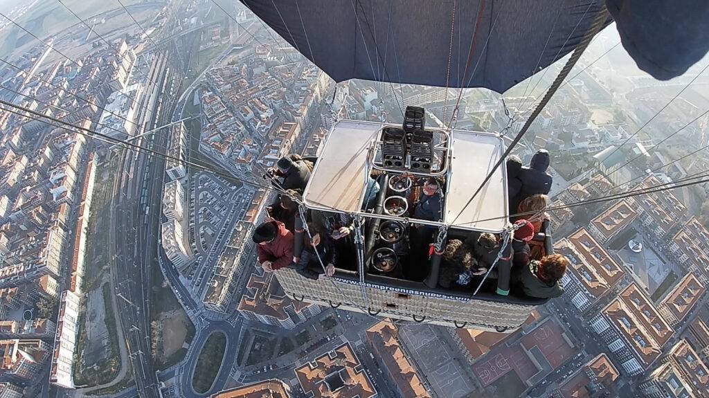 Salamanca se está convirtiendo en uno de nuestros principales destinos de vuelo en globo. Es uno de los vue Salamanca se está convirtiendo en uno de nuestros principales destinos de vuelo en globo. Es uno de los vue