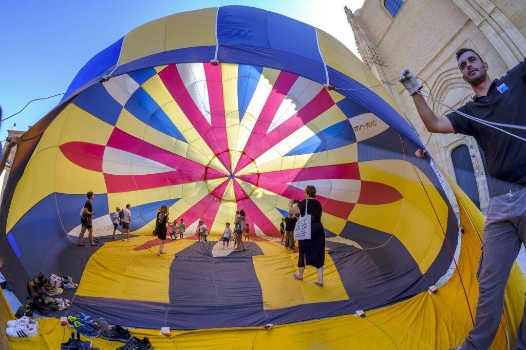 Globos Solidario Catedral. Angel Camarero