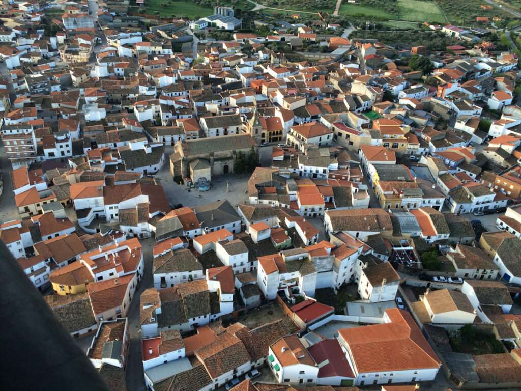 Mi pueblo desde un globo